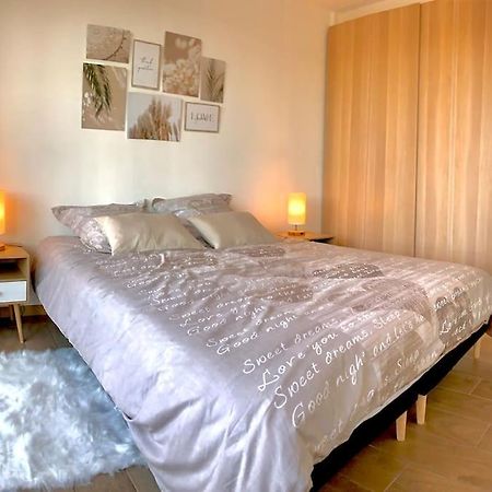 メスLumineux Et Cosy, Avec Parking, 2 Mn Gare, 2Mn Muse, 5Mn Centreアパートメント エクステリア 写真