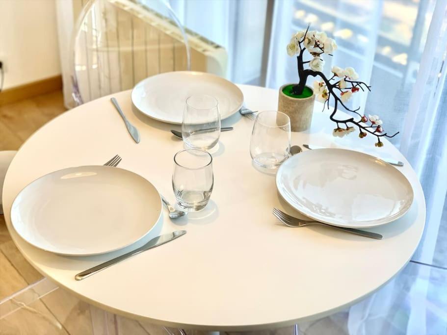 メスLumineux Et Cosy, Avec Parking, 2 Mn Gare, 2Mn Muse, 5Mn Centreアパートメント エクステリア 写真
