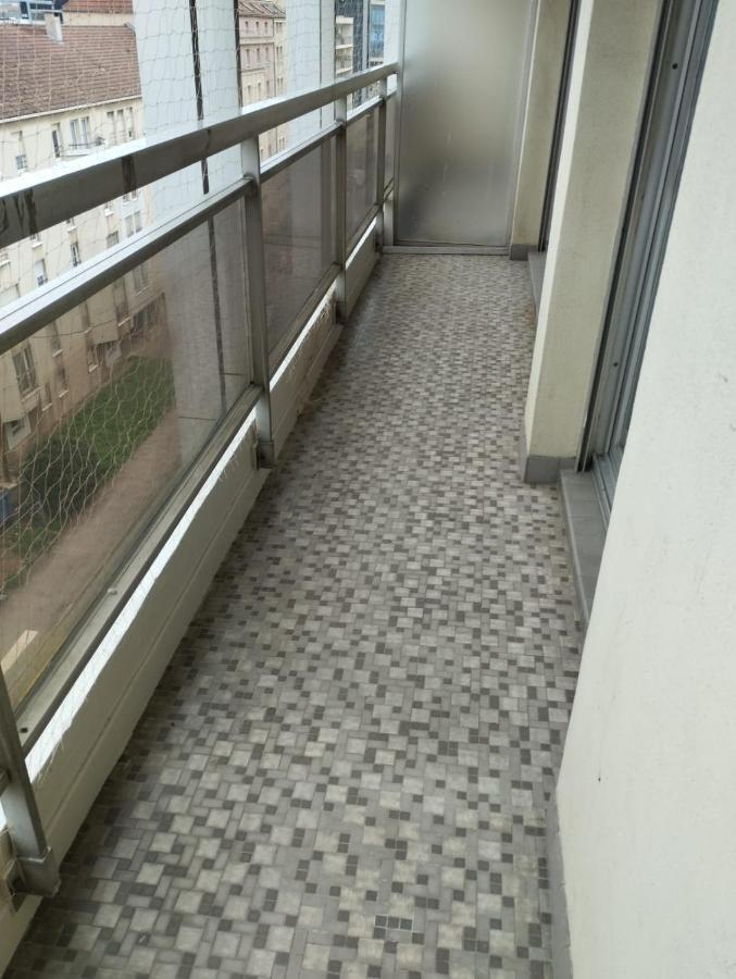 メスLumineux Et Cosy, Avec Parking, 2 Mn Gare, 2Mn Muse, 5Mn Centreアパートメント エクステリア 写真